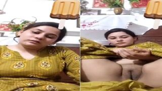 Image of Pakistani girls sensual video call session-Linkwallah.com